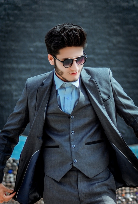 3 piece suit with a double-breasted waistcoat 