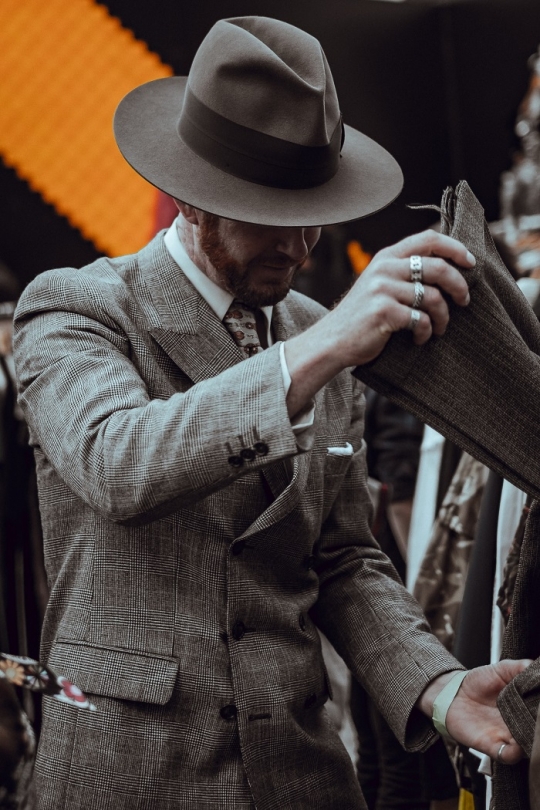What Is True Meaning Of Bespoke Tailor For An Event?